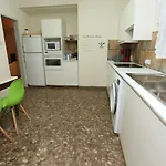 The Bridge-house 公寓 *