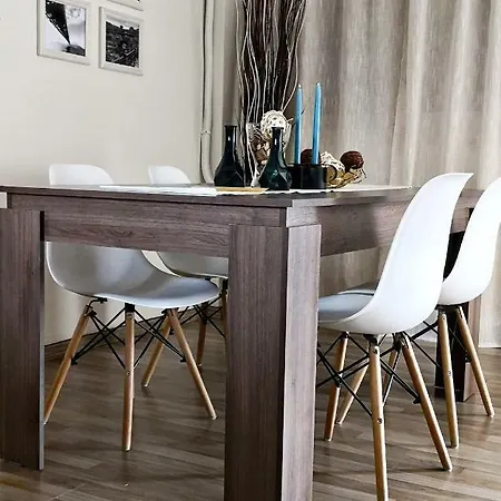 Апартаменты The Bridge-house *