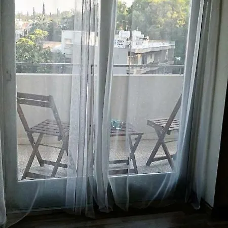 The Bridge-house Apartment