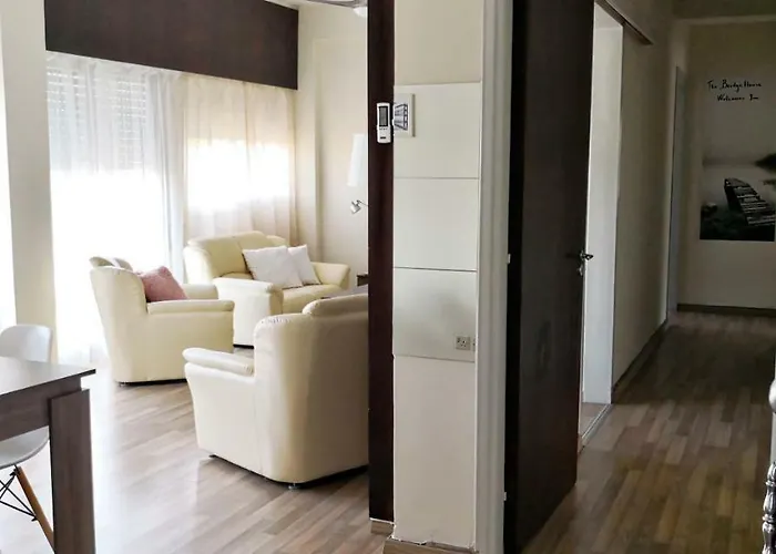 The Bridge-house Apartmán